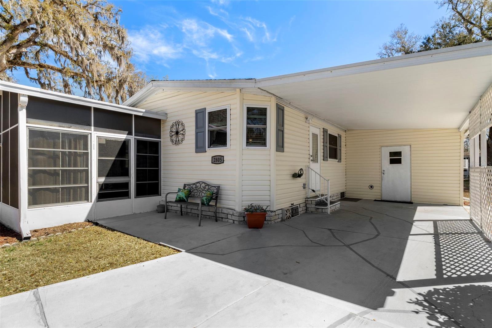 2805 Kingswood Circle, FL