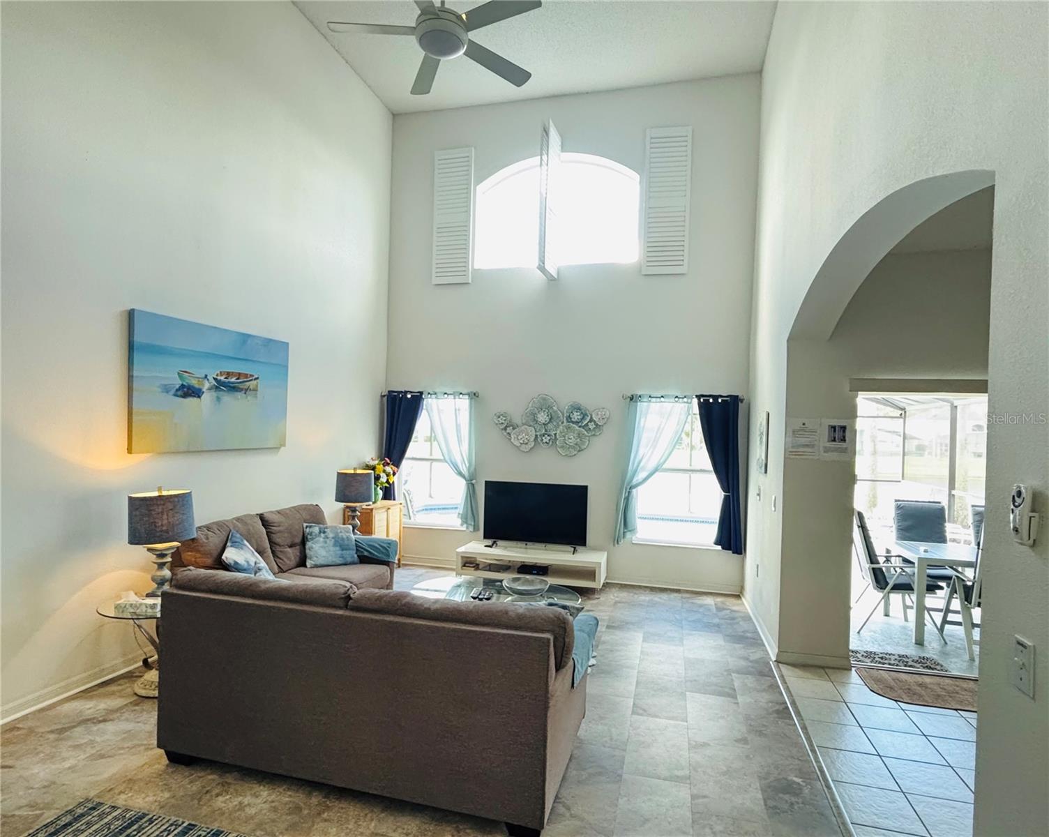 936 Lake Berkley Drive, FL