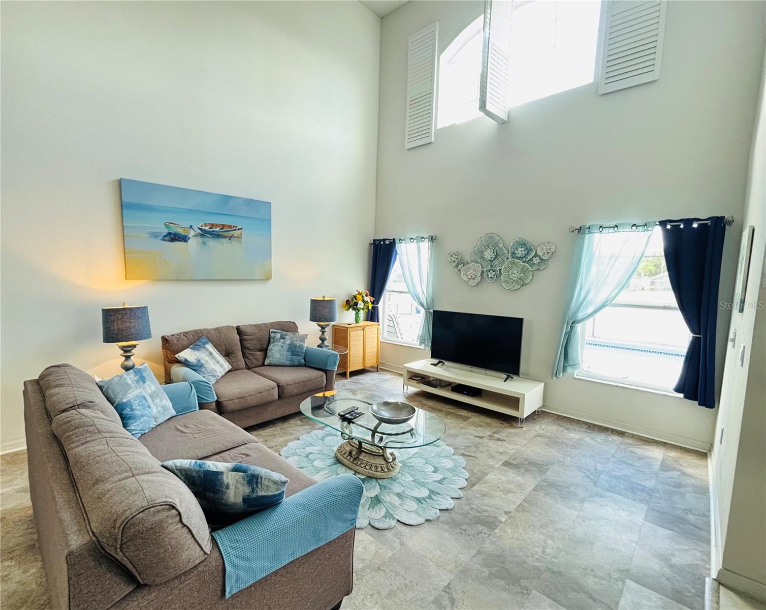 936 Lake Berkley Drive, FL