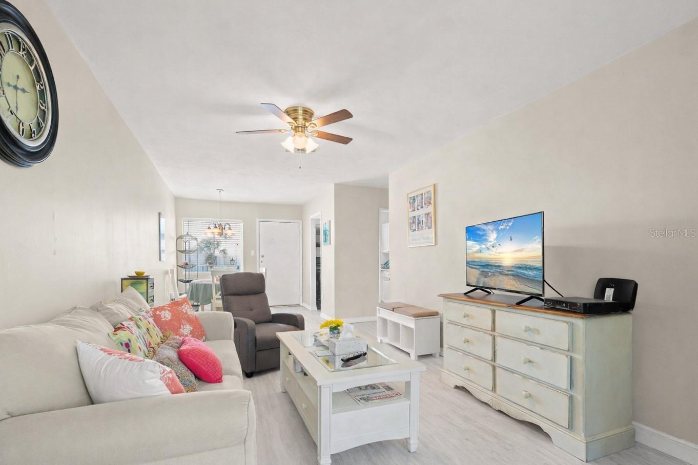 2039 Canal Dr, FL