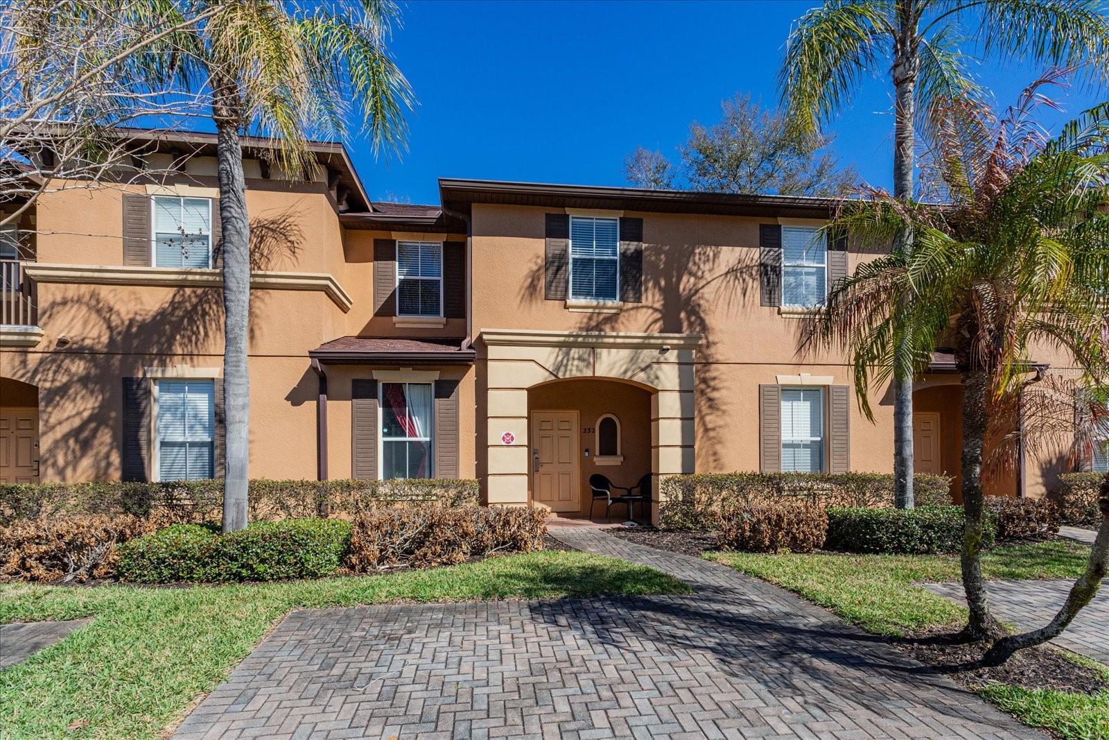 232 La Mirage Street, FL