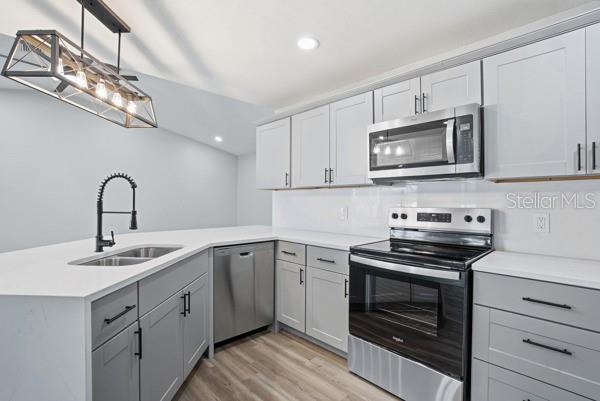 9642 Elgin Boulevard, FL