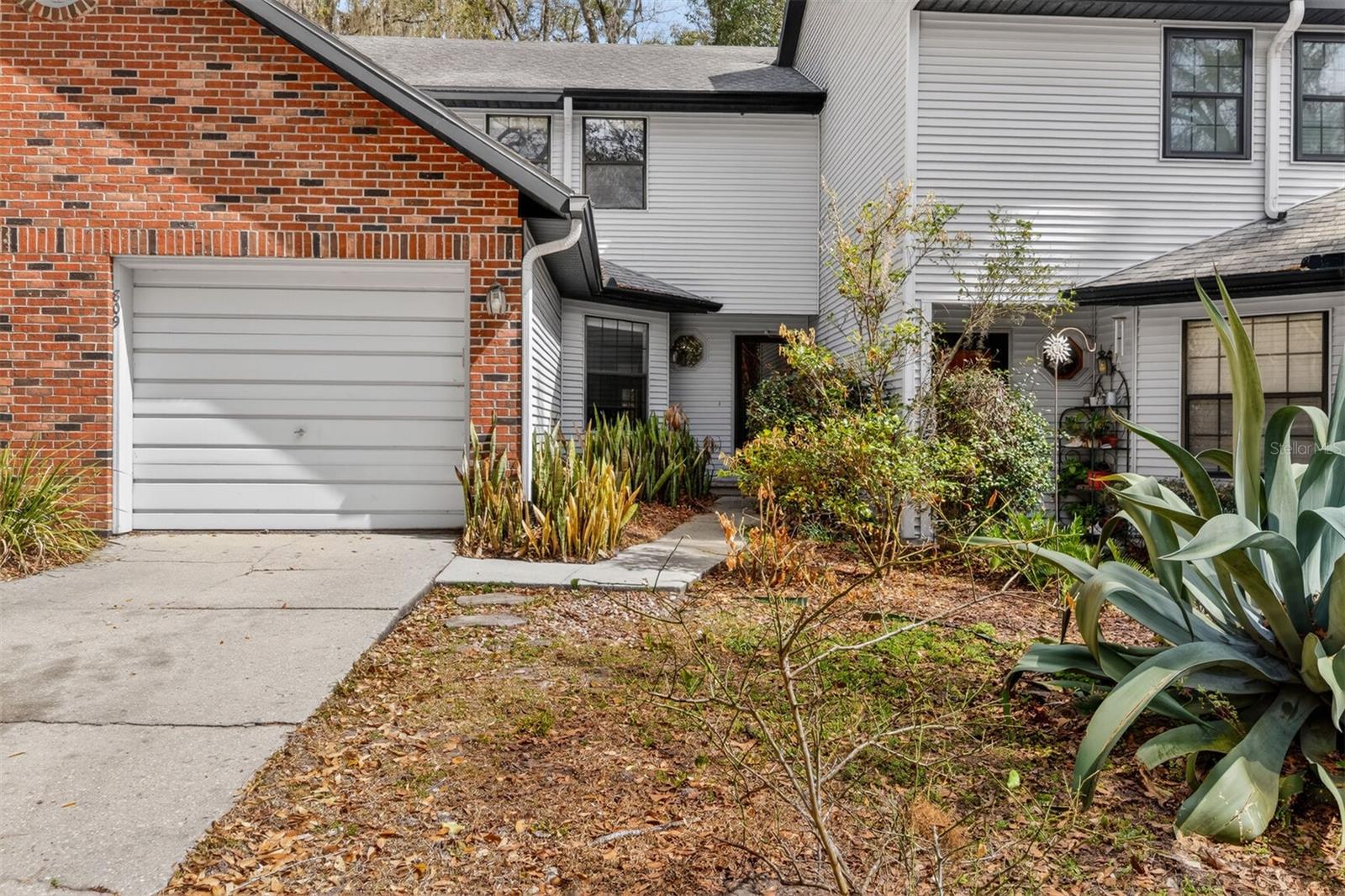 809 42nd Terrace, FL