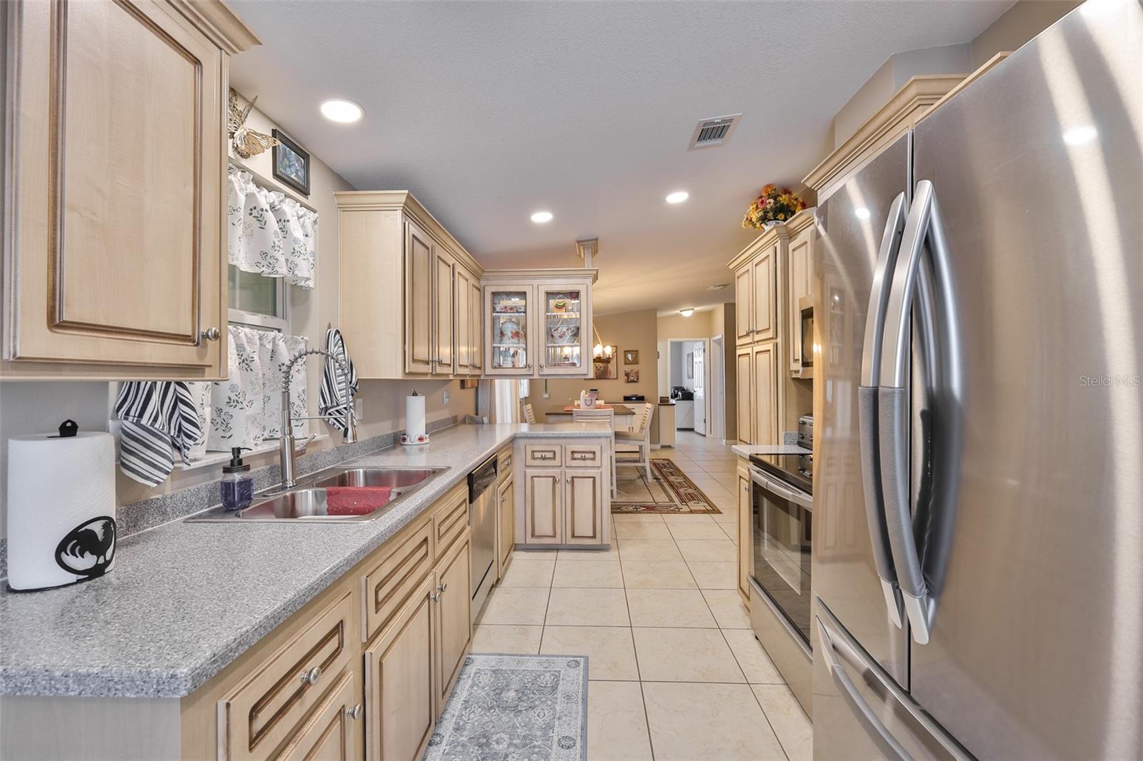 37041 Neukom Avenue, FL