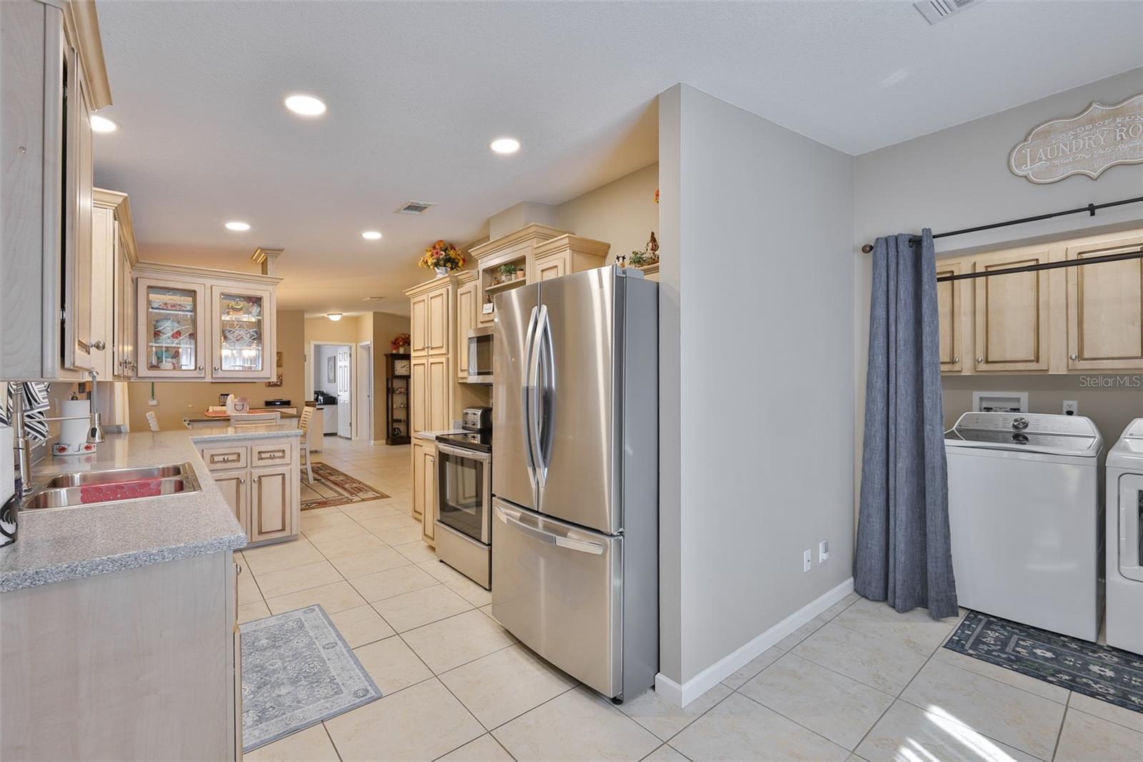 37041 Neukom Avenue, FL