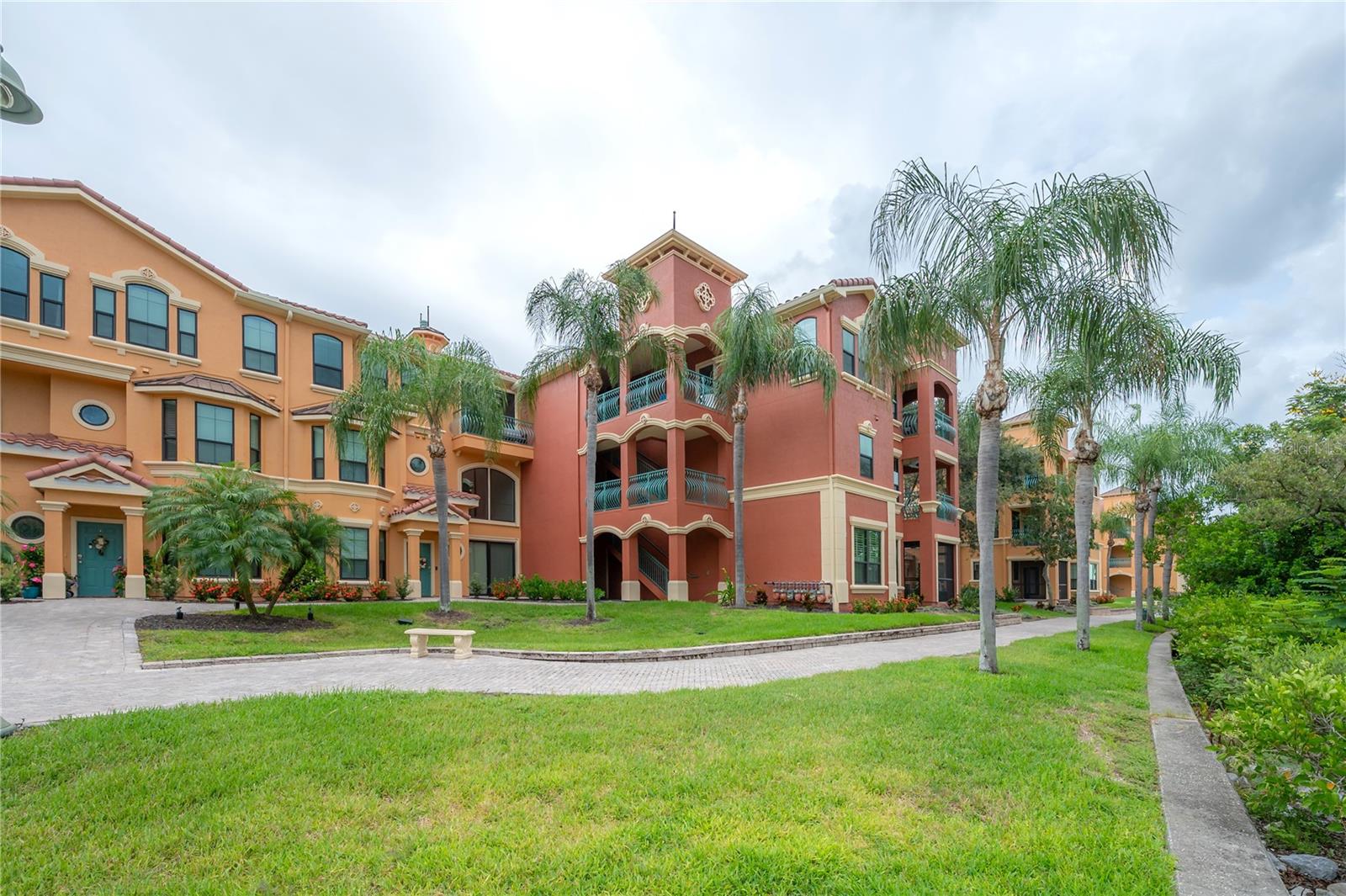2757 Via Cipriani, FL