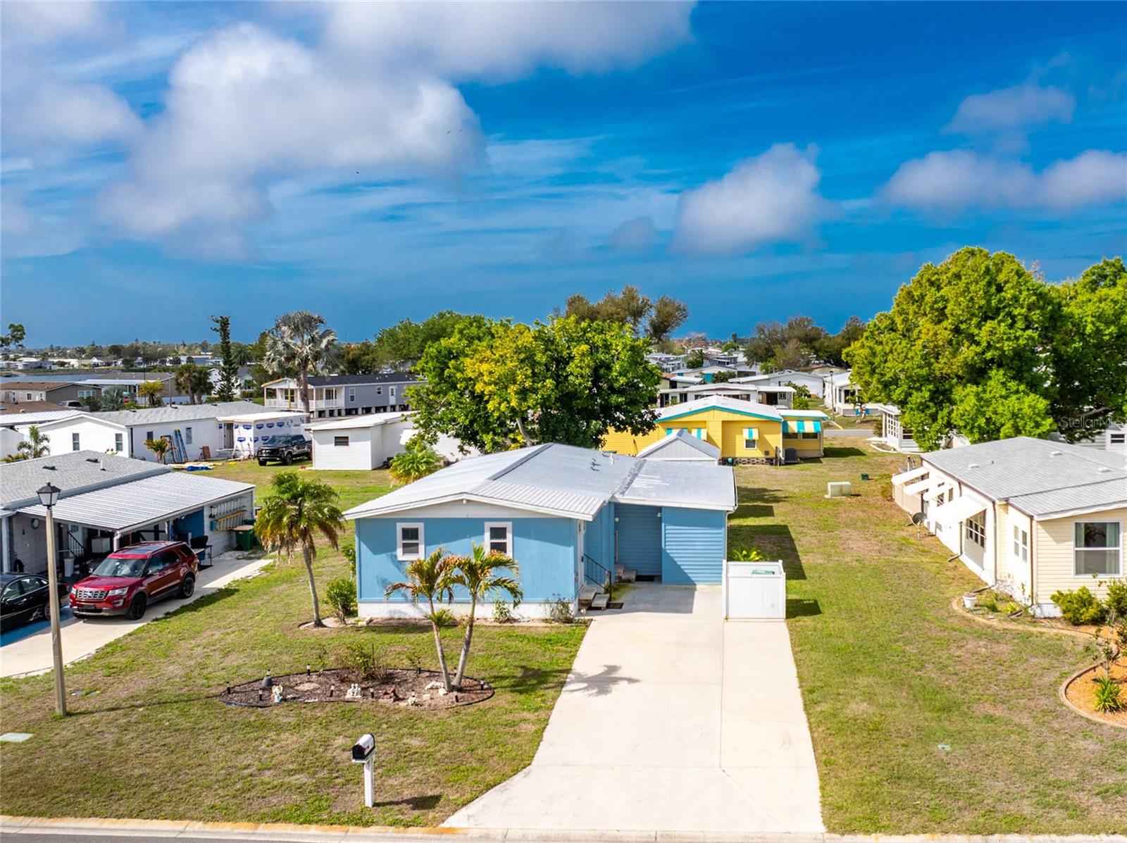 6161 Oriole Boulevard, FL