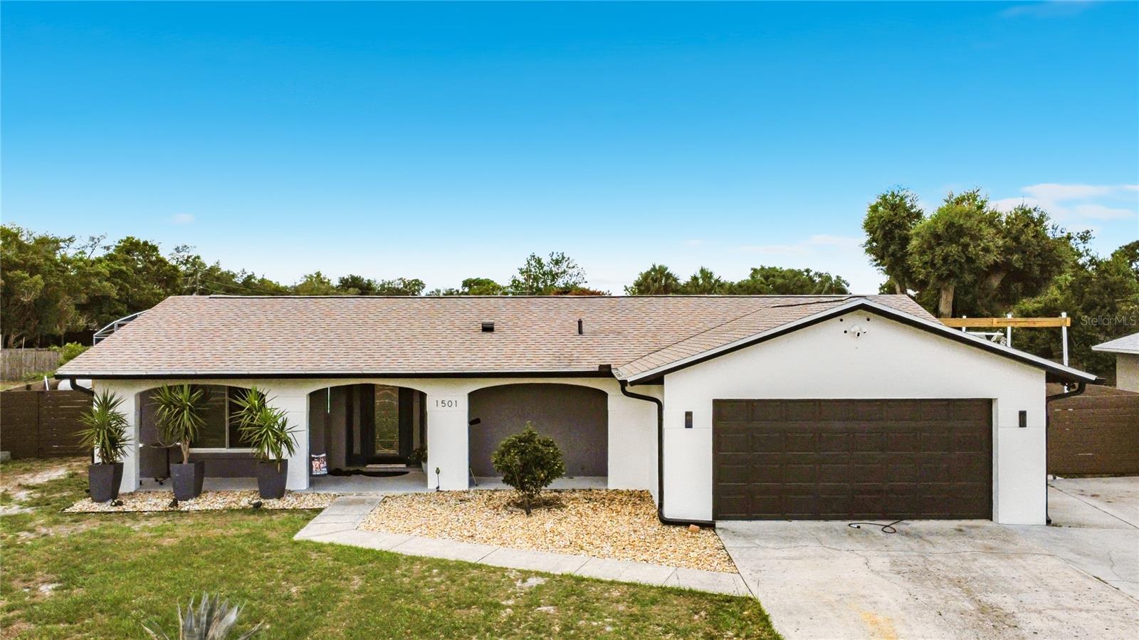 1501 Avalon Blvd, FL