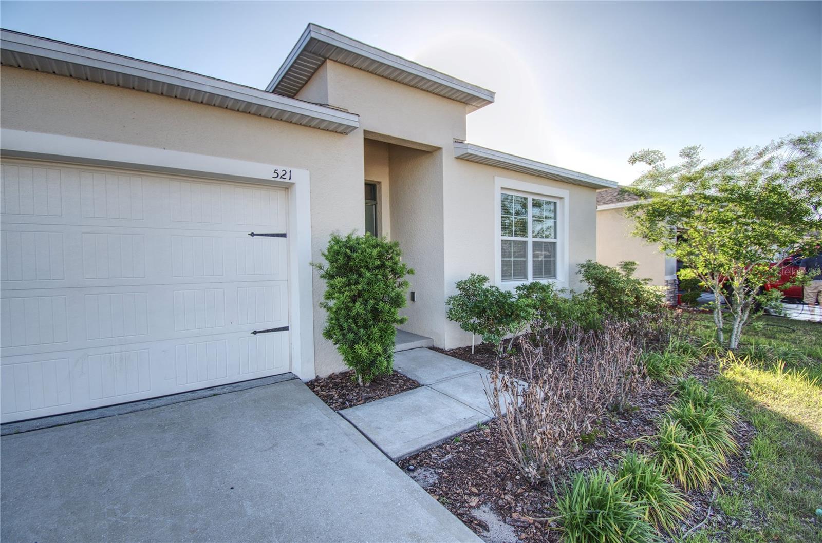 521 Nicken Grove, FL