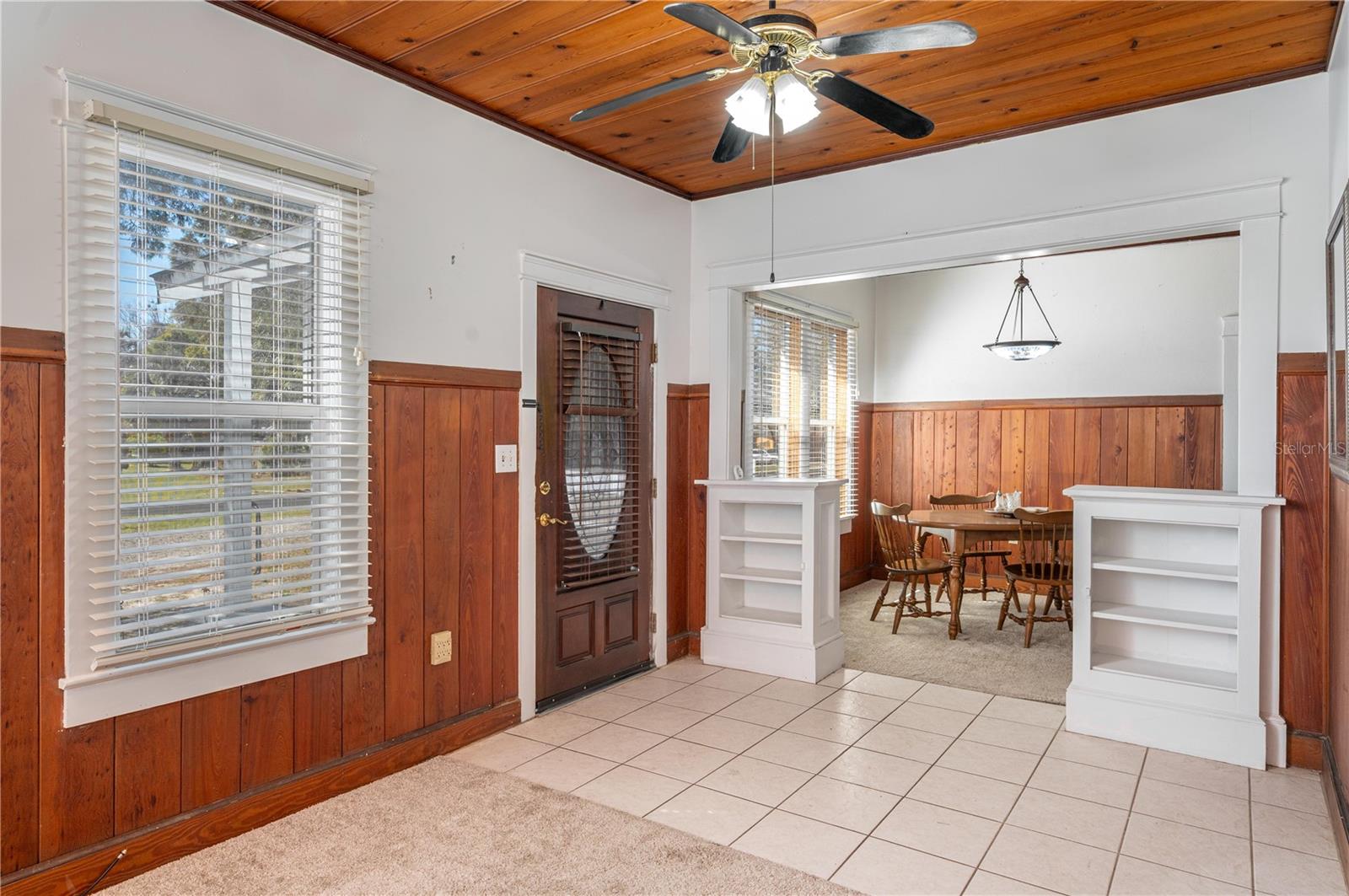 427 Avenue E, FL