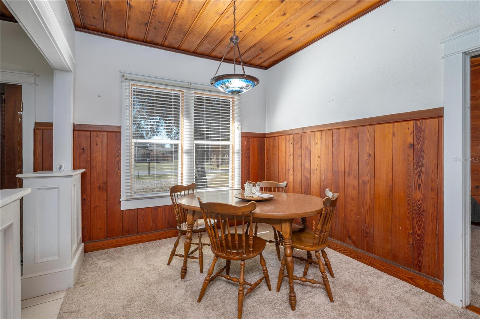 427 Avenue E, FL