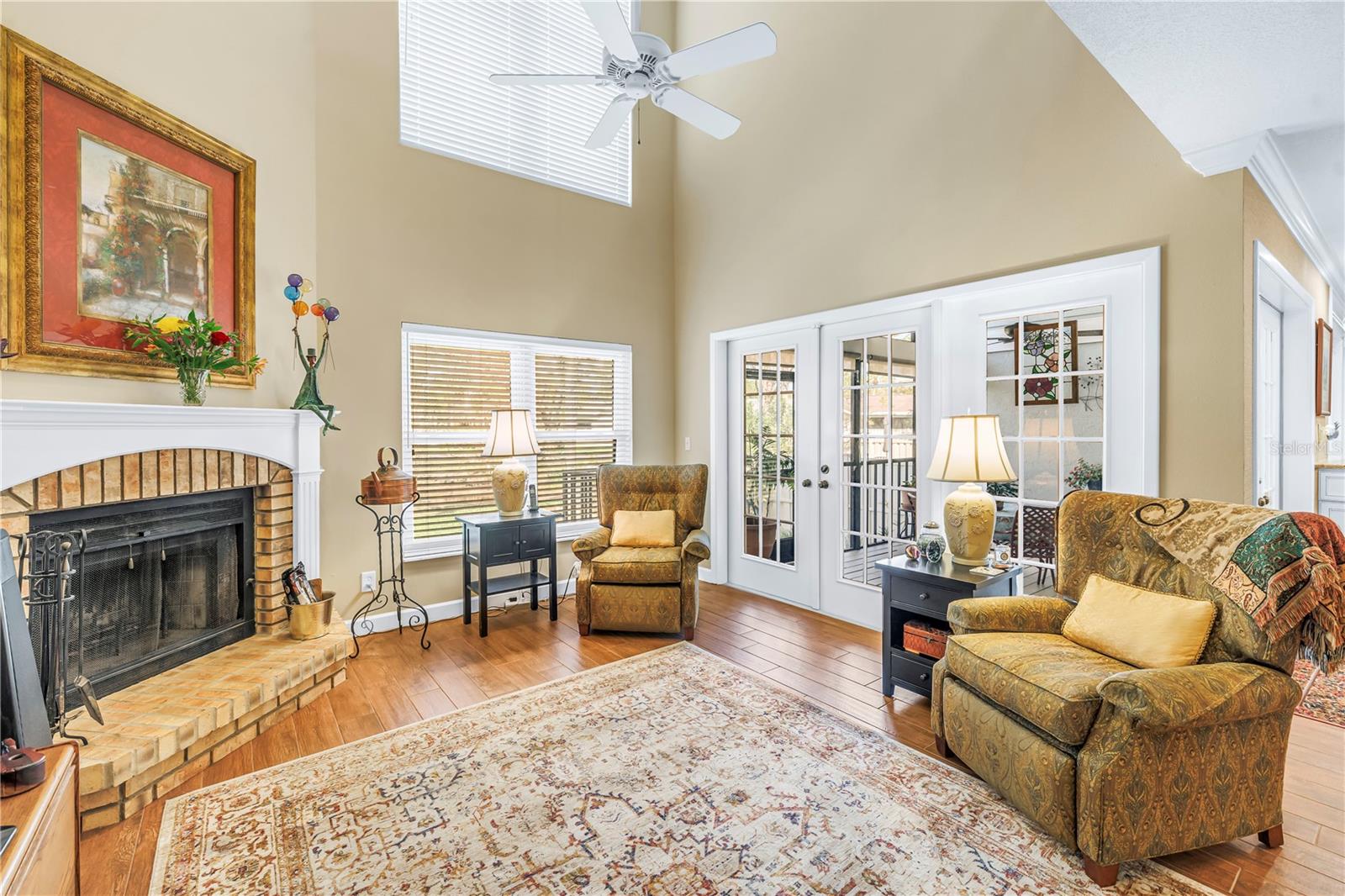 812 Amelia Court, FL