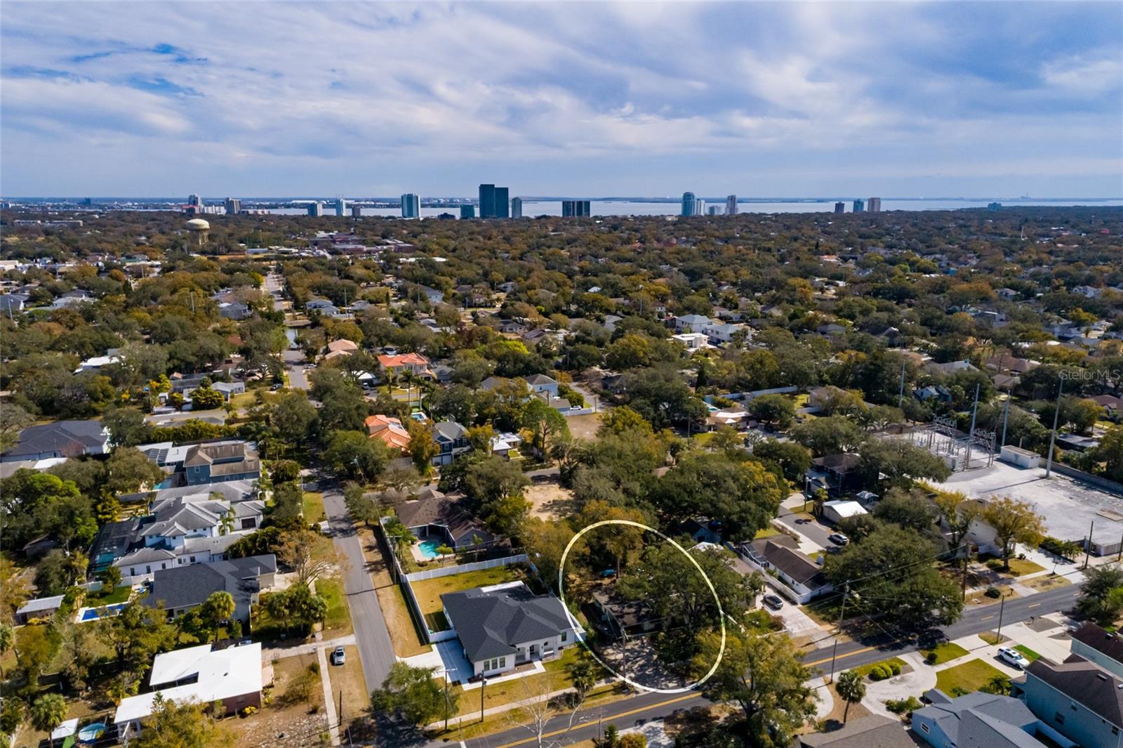 2306 Lois Avenue, FL