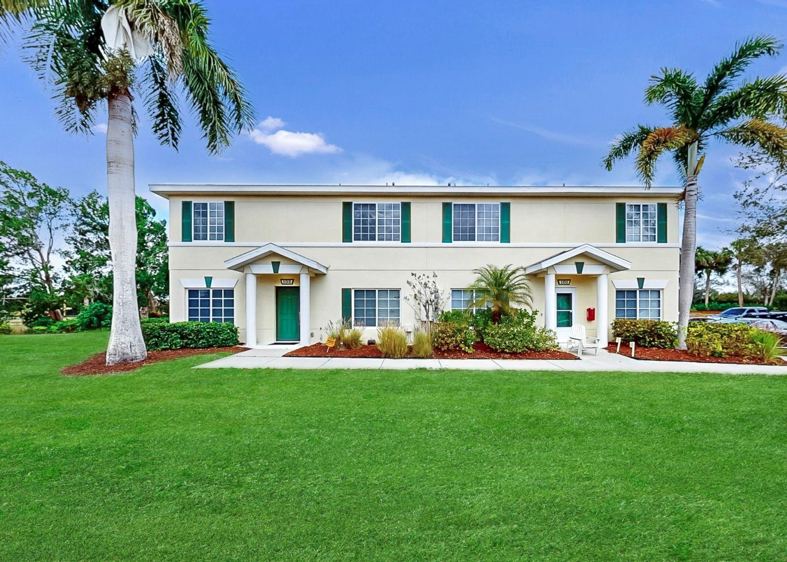 208 Cape Harbour Loop, FL