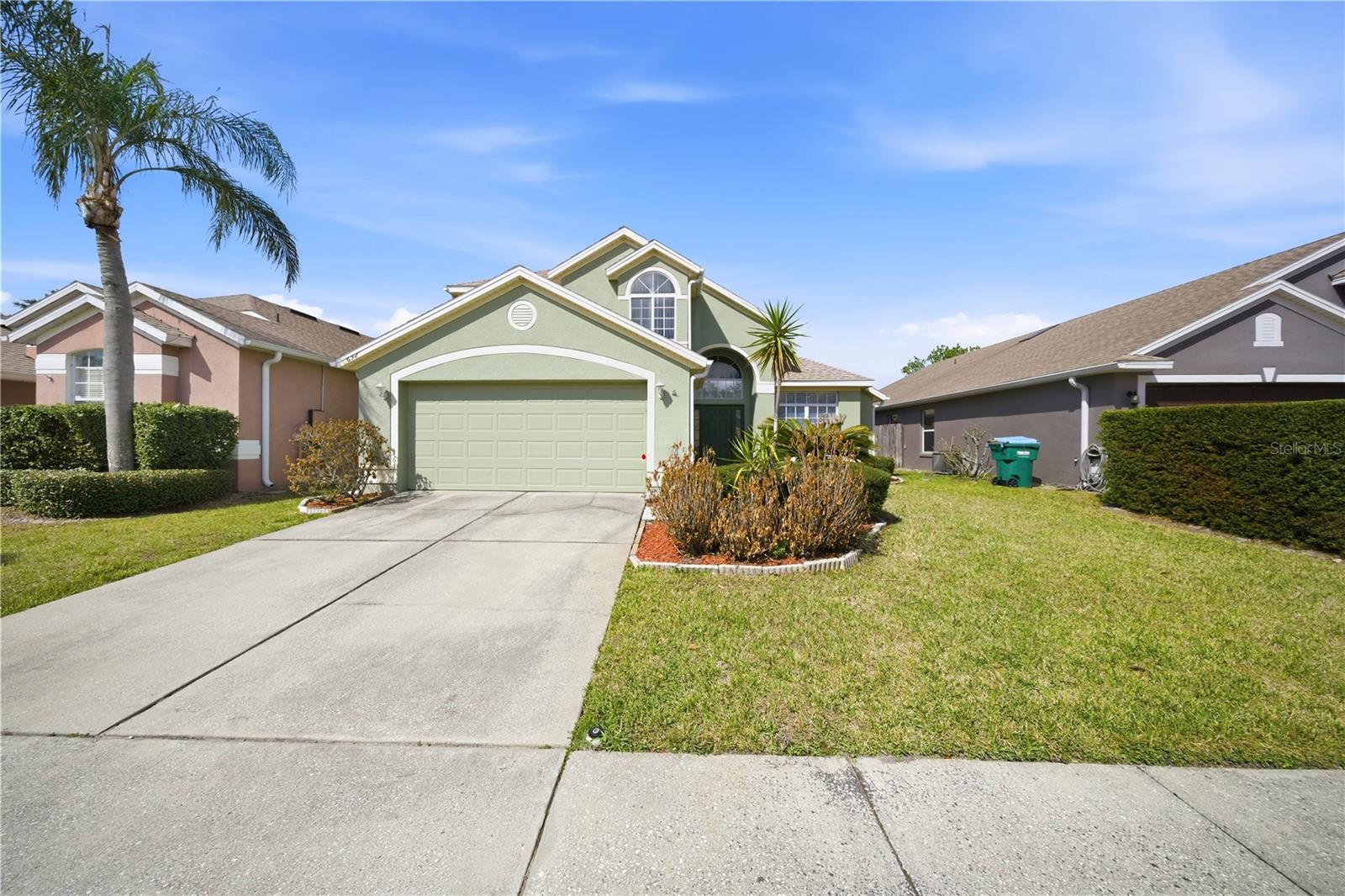 632 Blenheim Loop, FL