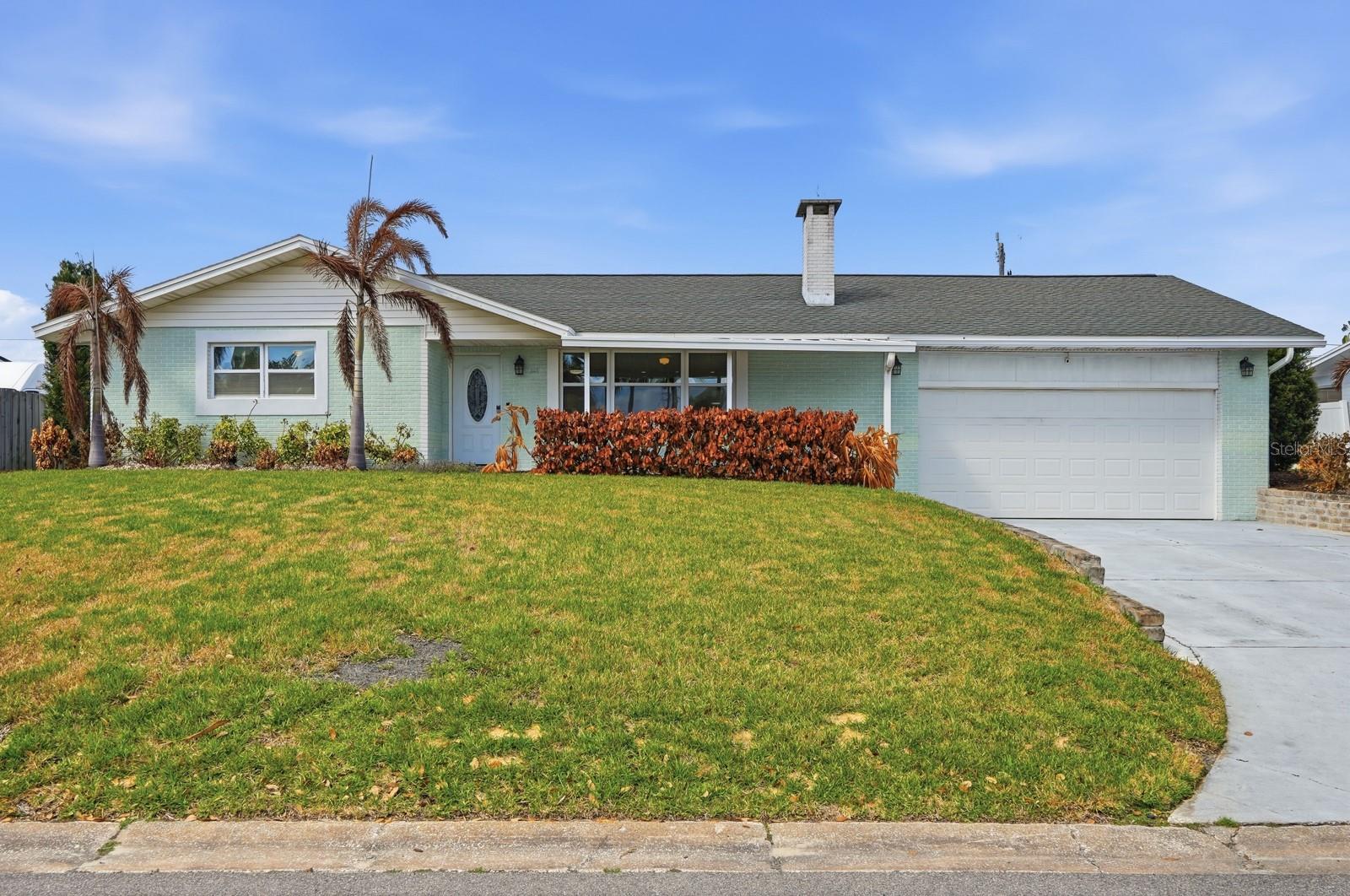 341 Plaza Boulevard, FL