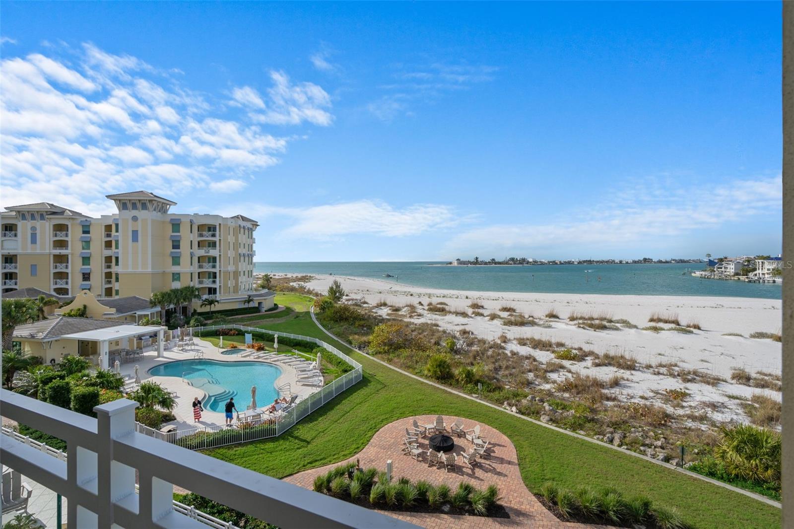 650 Collany Rd #405, FL
