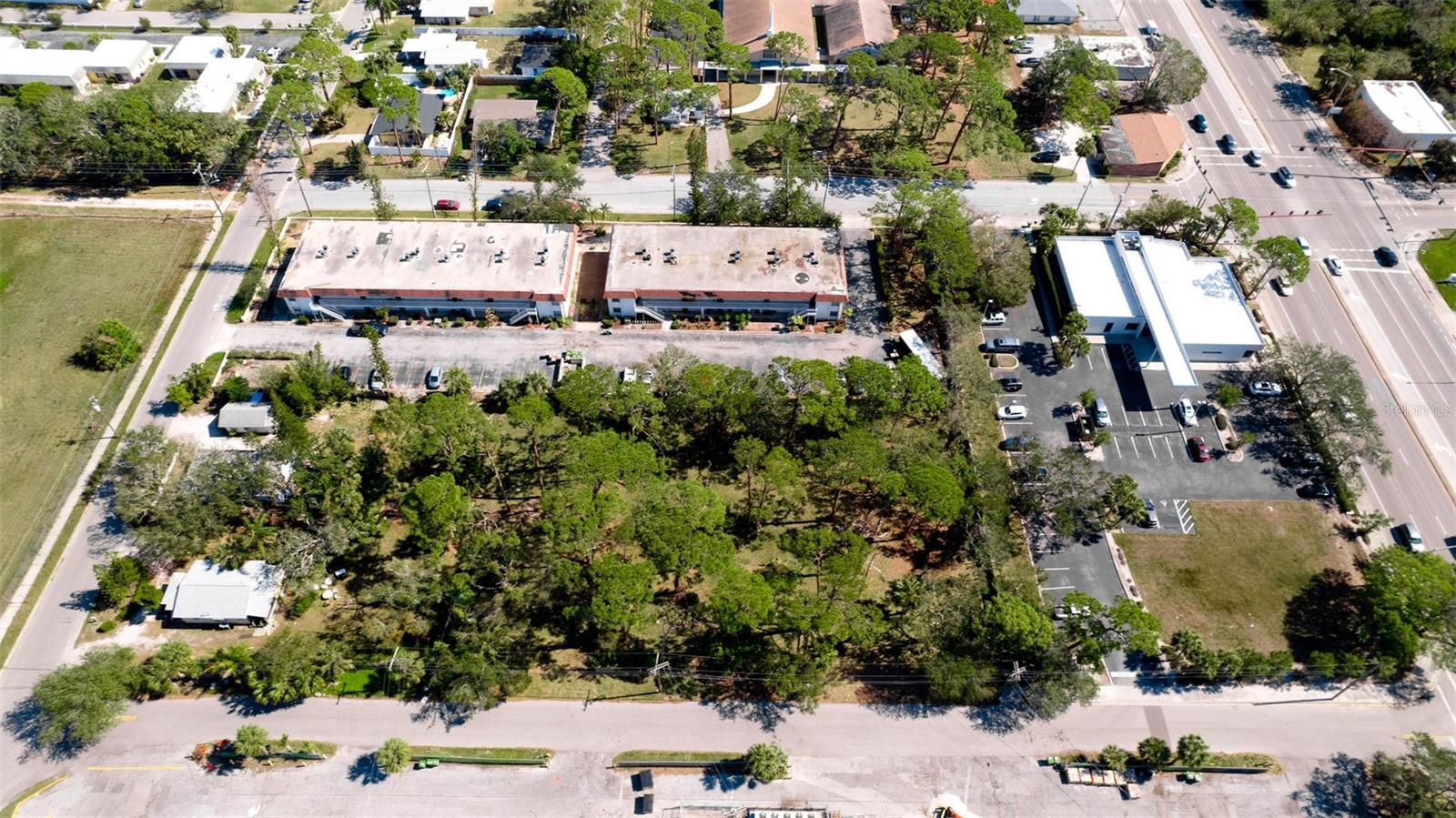 N Shade Avenue, FL