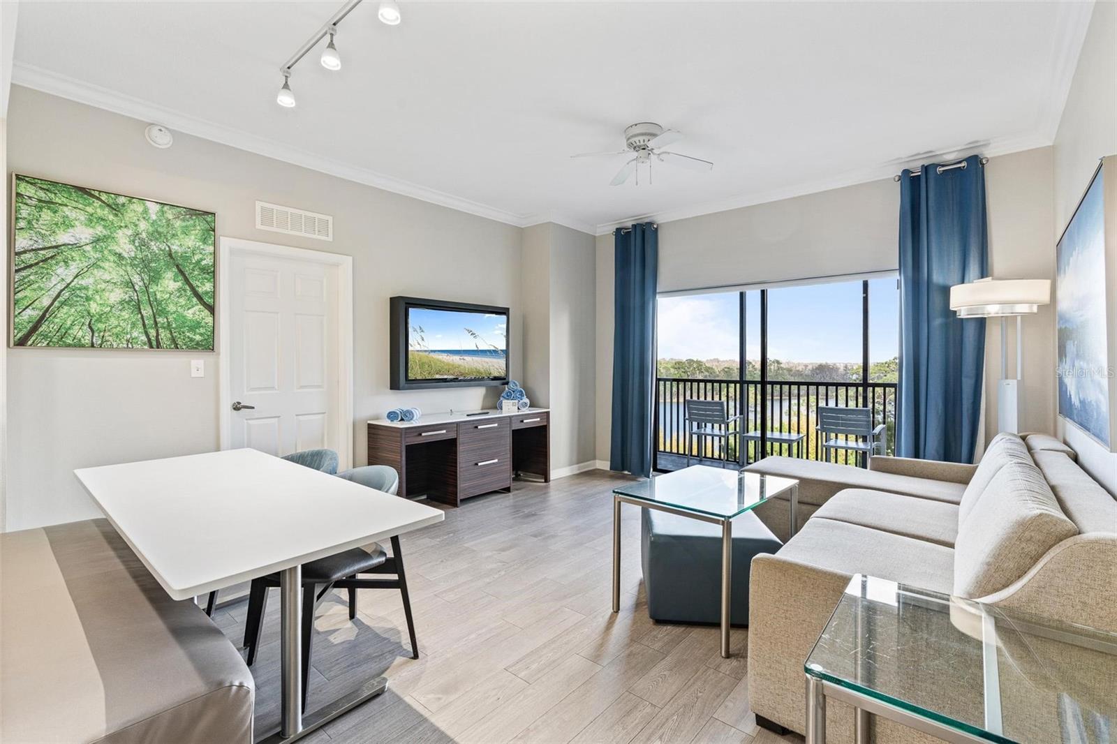 14501 Grove Resort Avenue, FL
