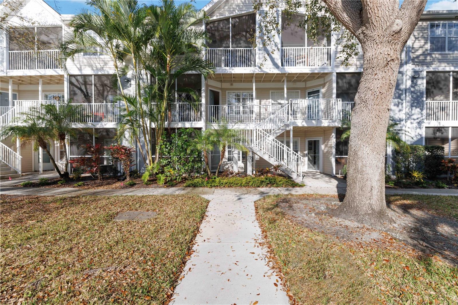 850 Tamiami Trail, FL