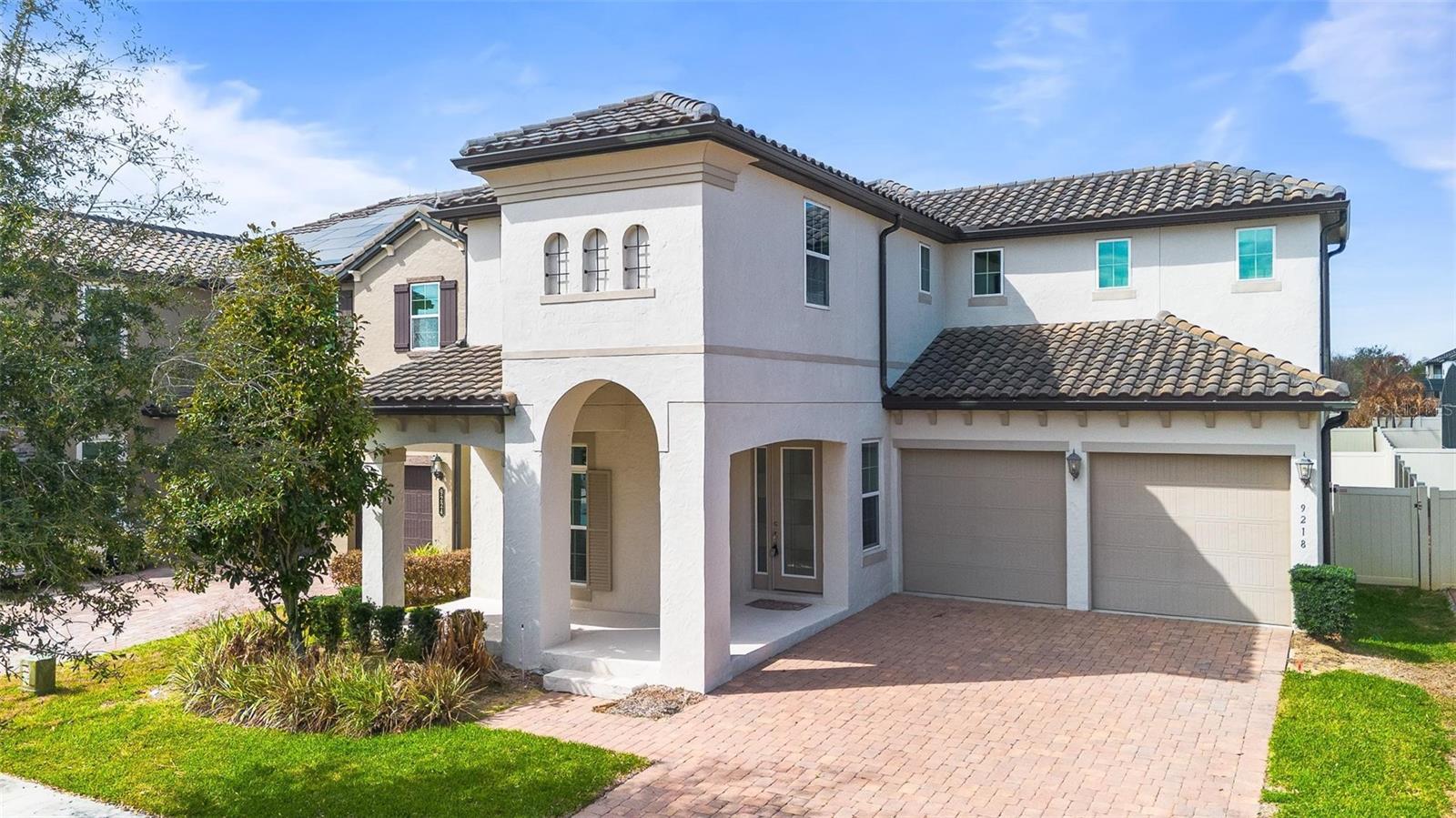 9218 Holliston Creek Pl, FL