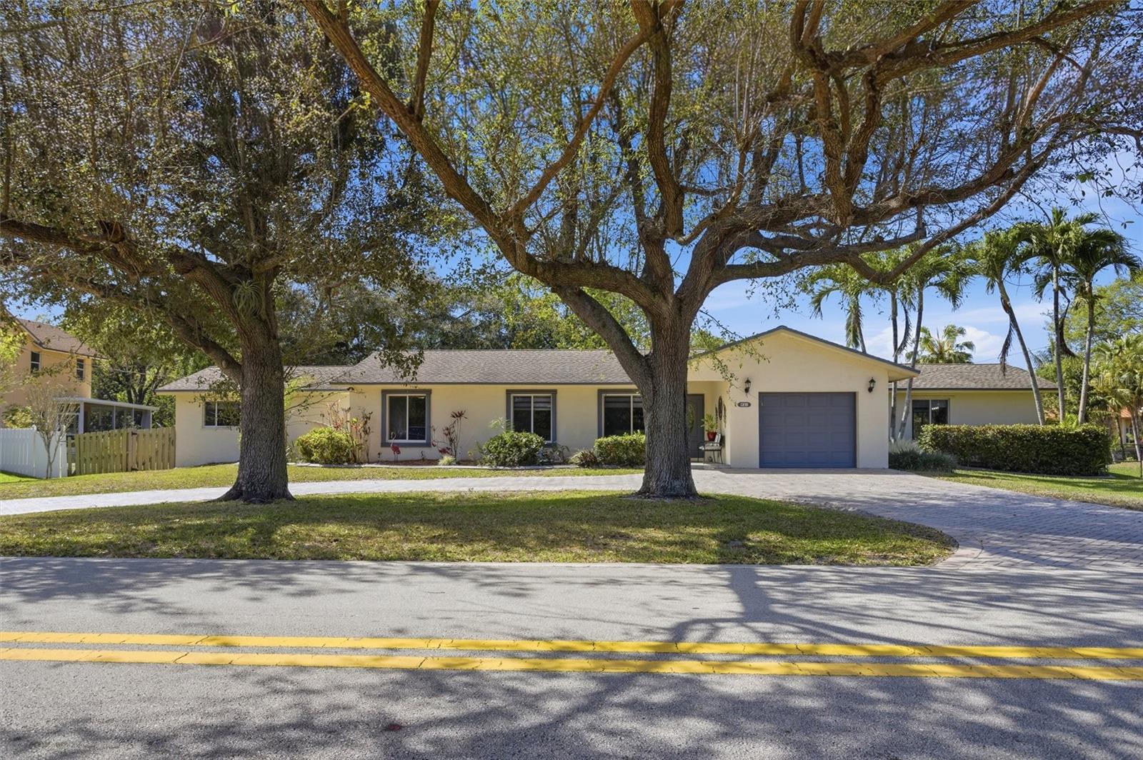 431 S Old Hiatus Rd Ave, FL