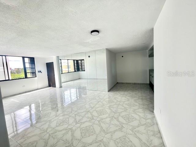 18 Marseilles, PR