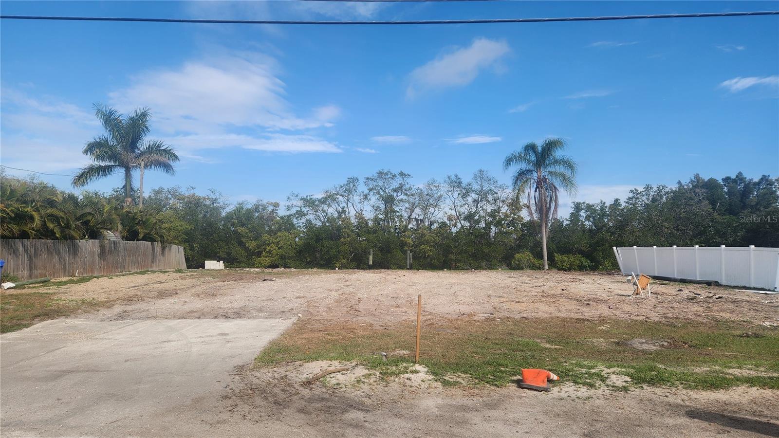 3203 W Shell Point Rd, FL