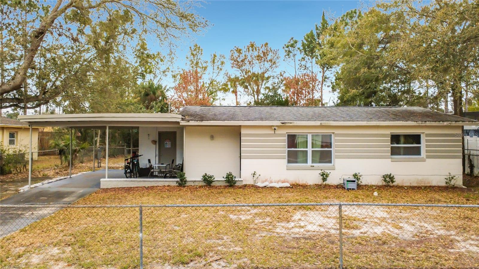 741 Hillview Drive, FL