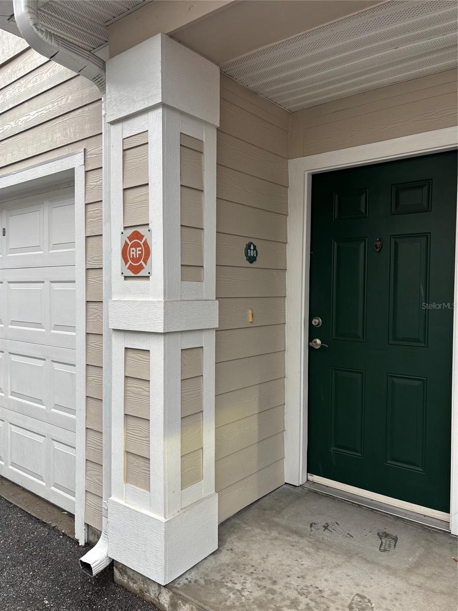 233 Southern Pecan Cir #101, FL