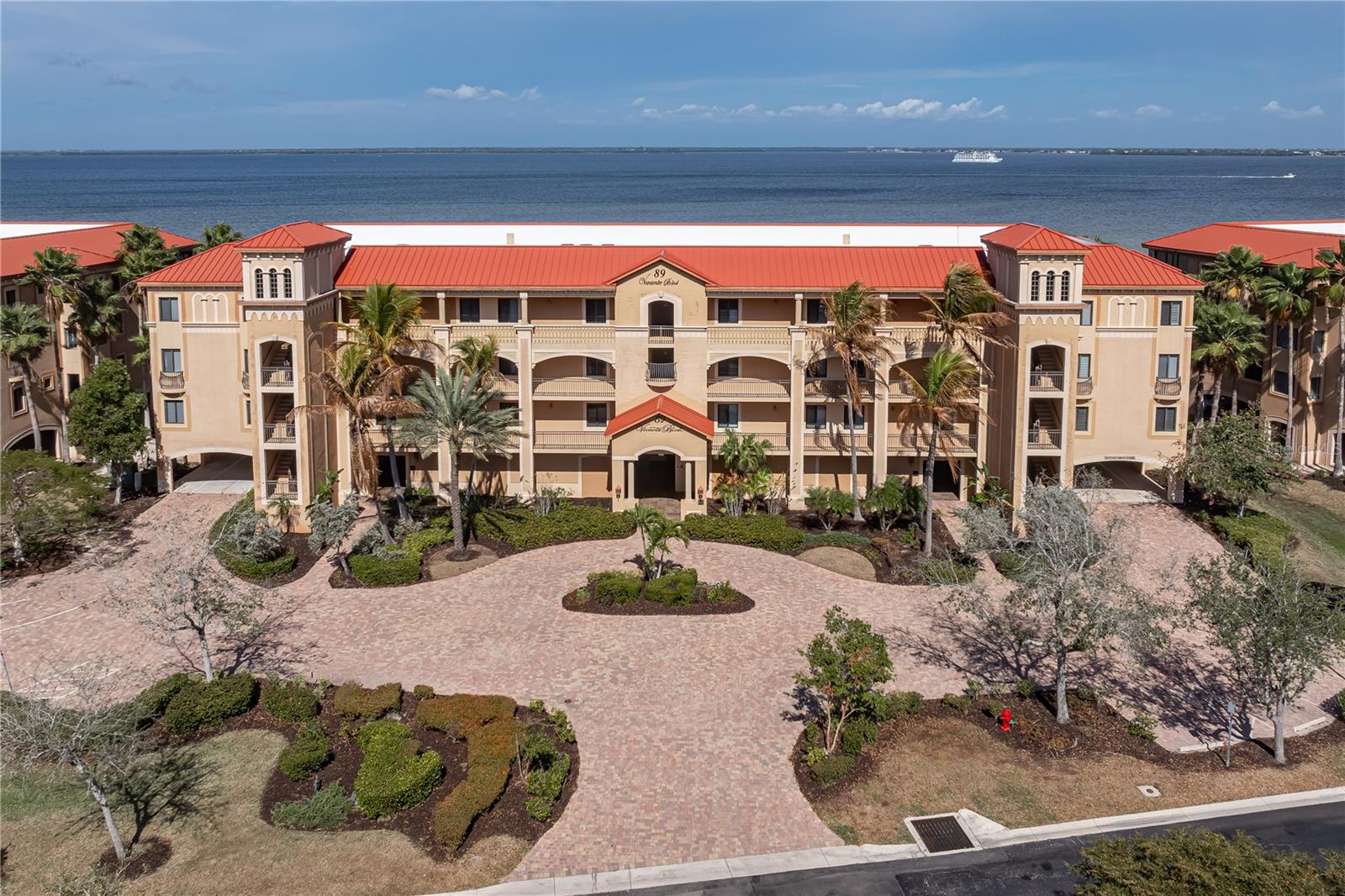 89 Vivante Boulevard, FL