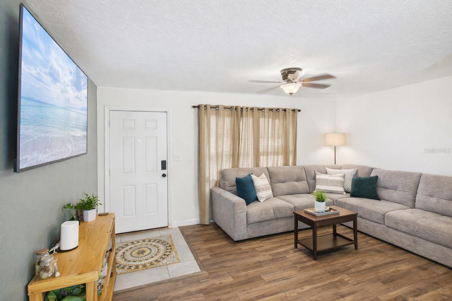 1405 Pembrook Drive, FL