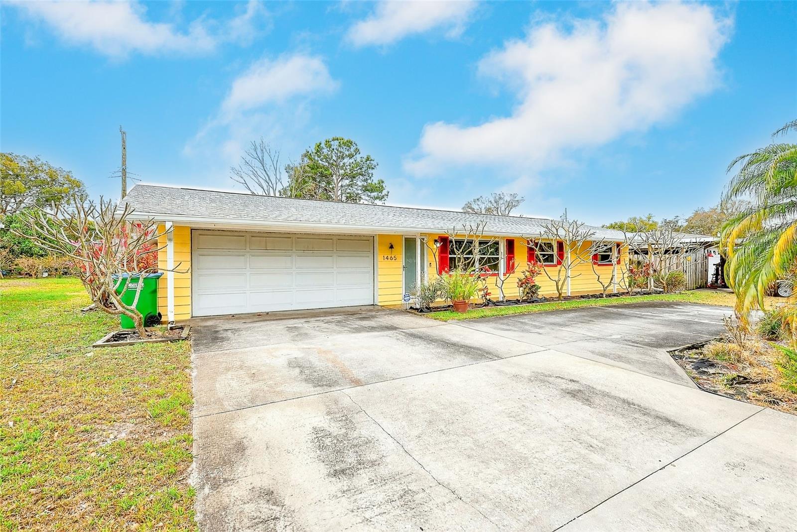 1465 Bayview Dr, FL