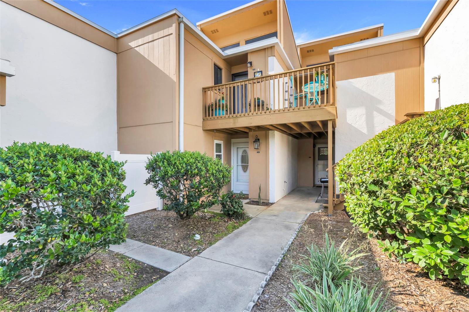 1051 S Highland St #4b, FL