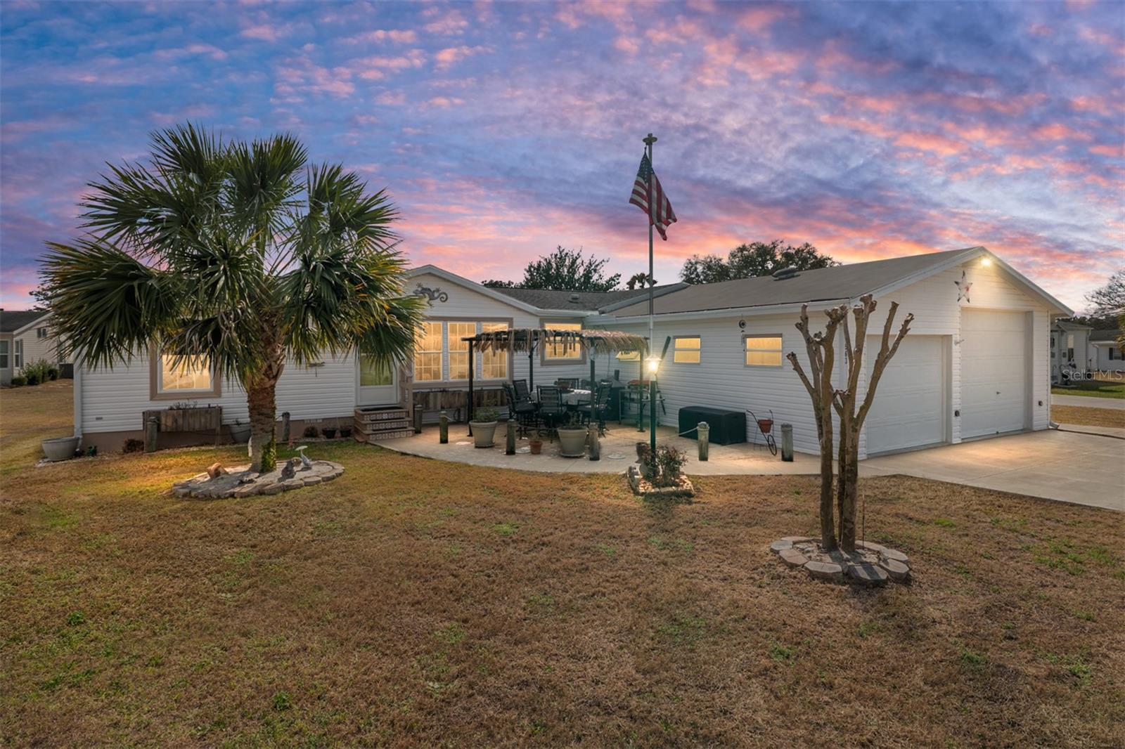 563 Sw 78th Ct, FL