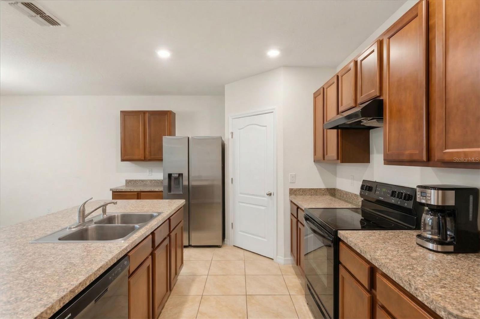 943 Summer Glen Drive, FL