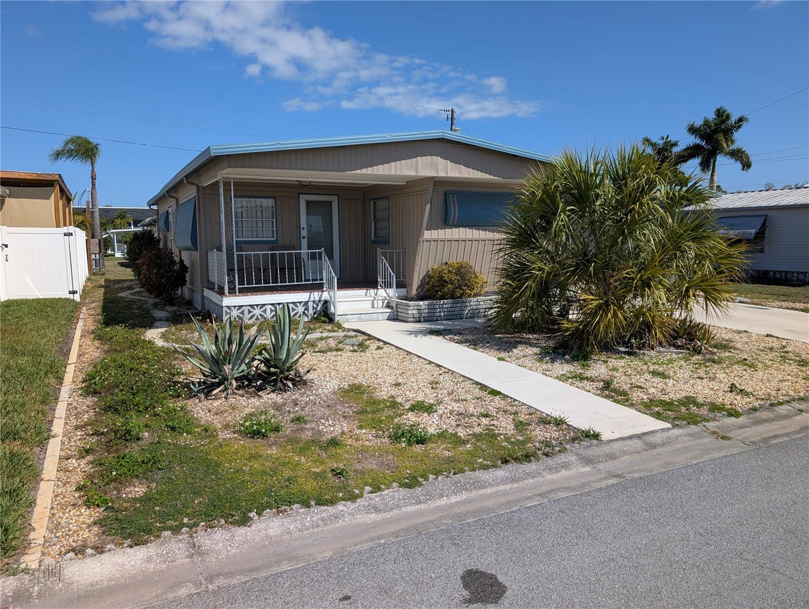 107 48th Avenue Drive, FL