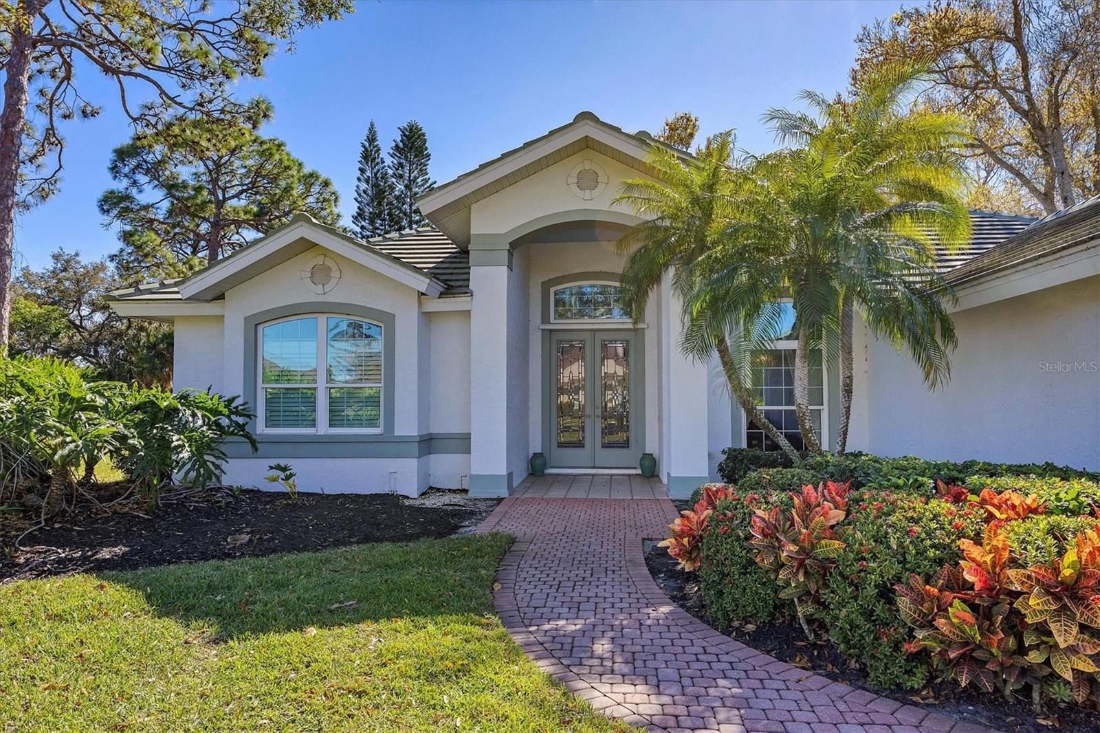 8684 Woodbriar Drive, FL