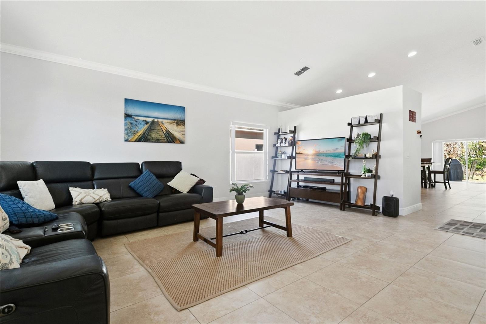 403 Carey Way, FL