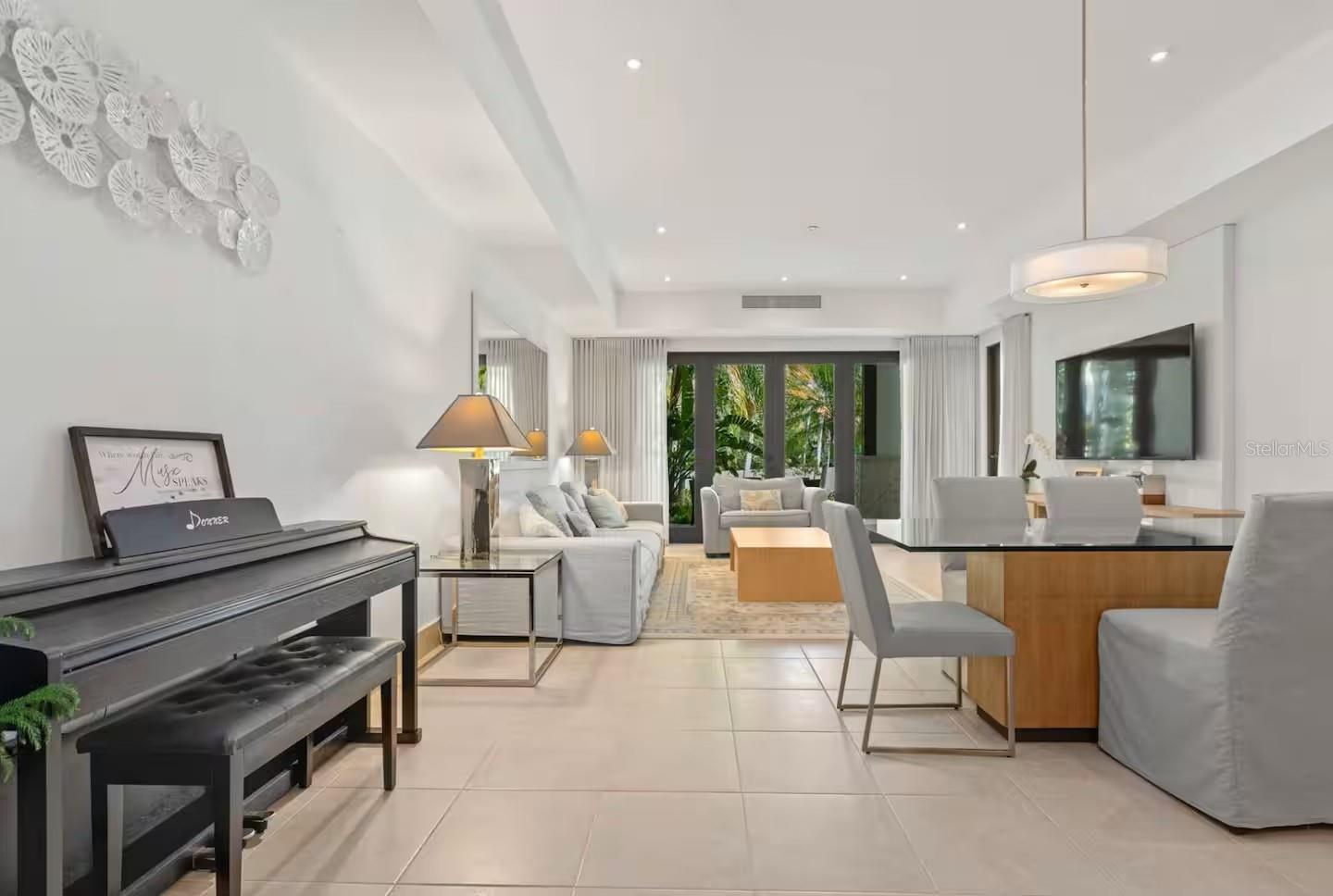 7000 Bahia Beach Blv Las Verandas, PR