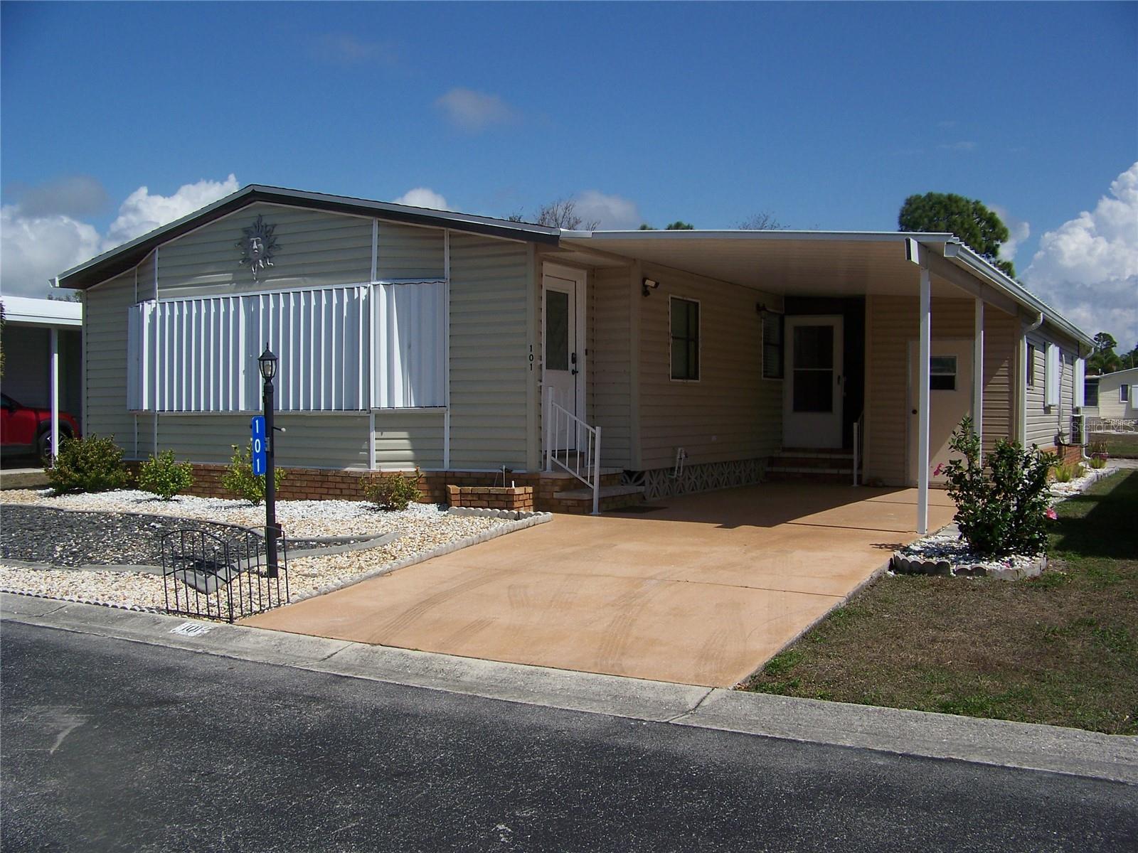 15550 Burnt Store Rd #101, FL