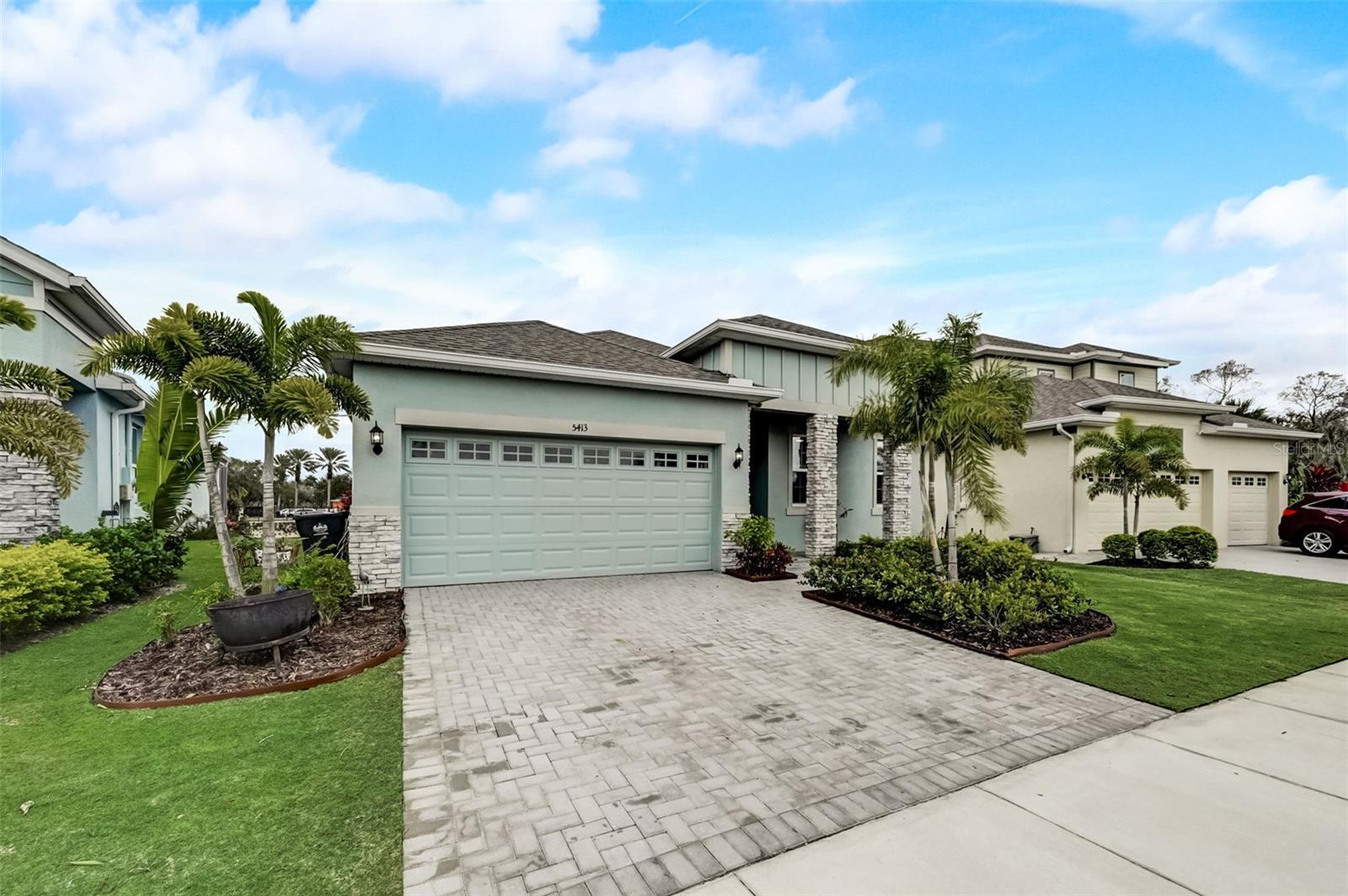 5413 Wishing Arch Drive, FL