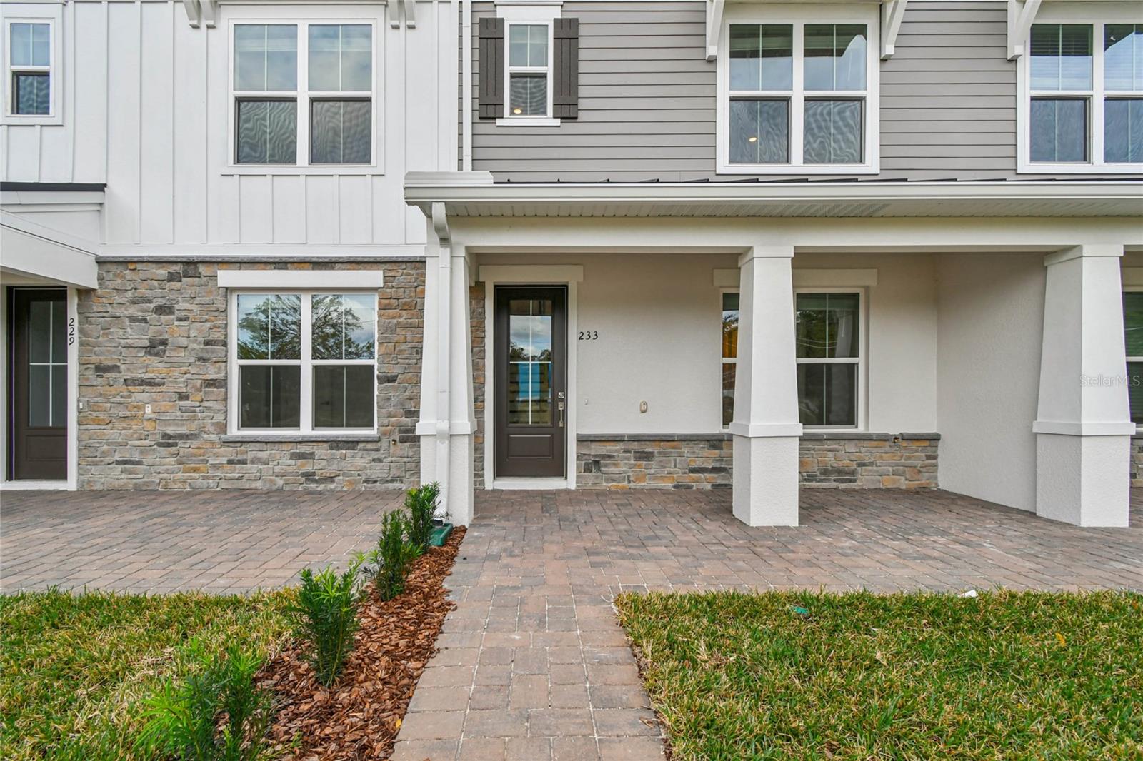 233 Pasquala Way, FL