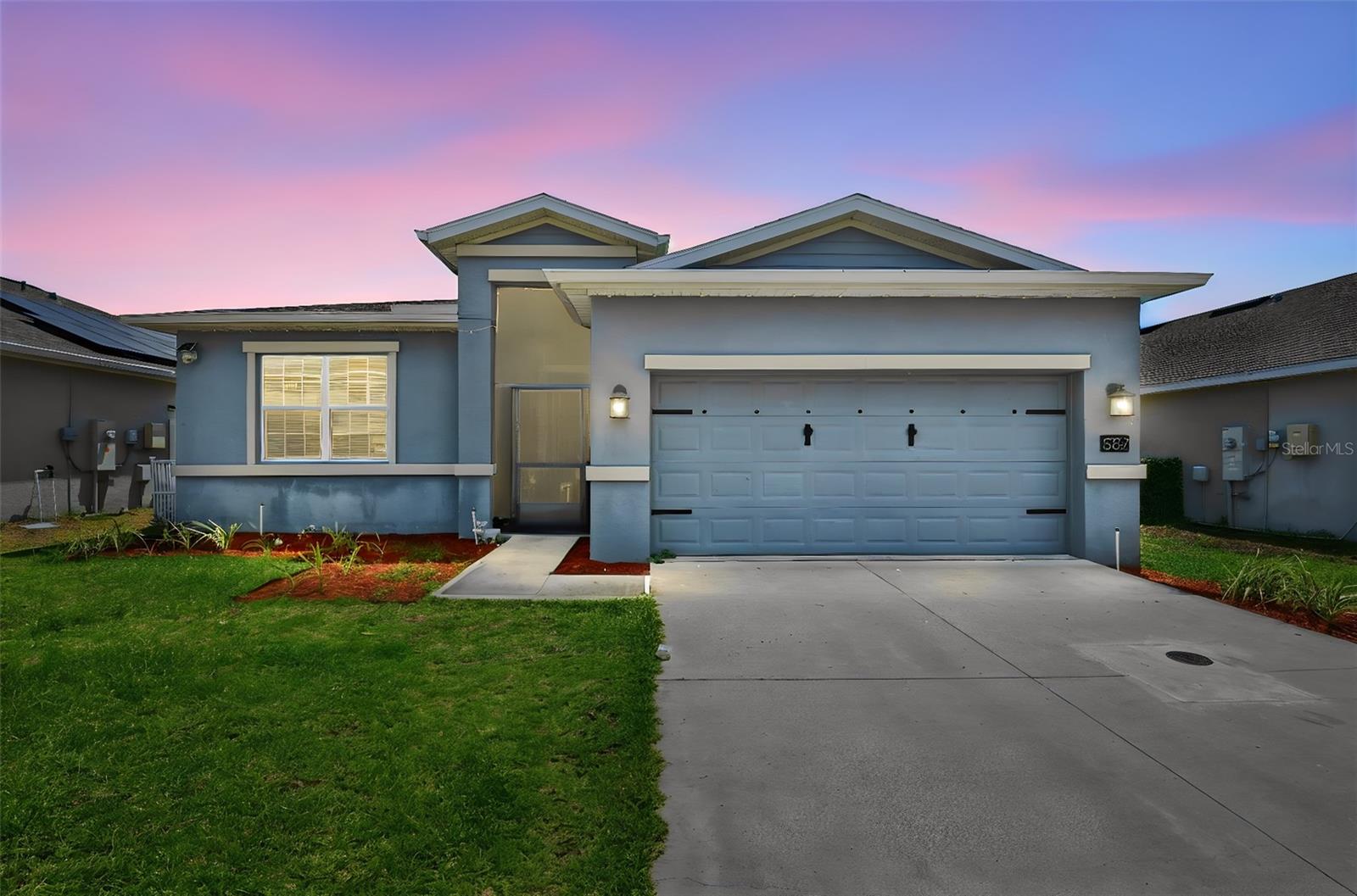 587 Patton Loop, FL