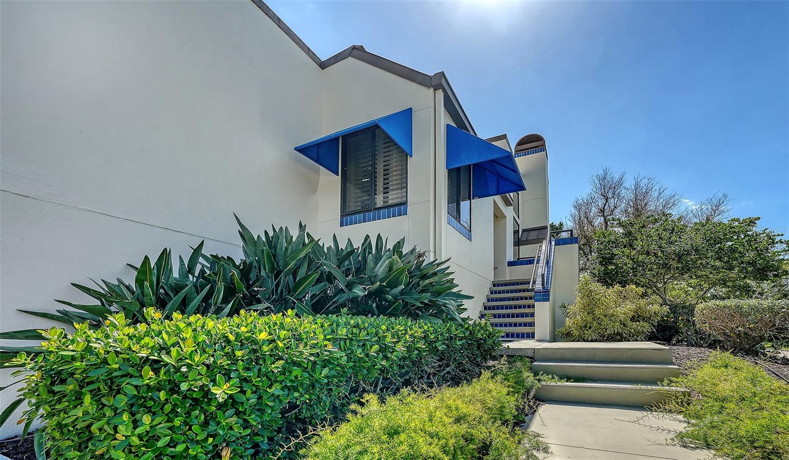 2000 Harbourside Drive, FL
