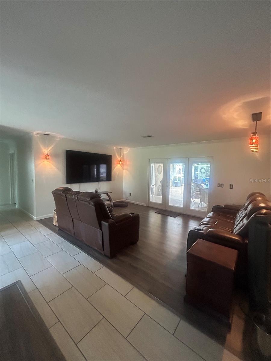 2935 Plantation Road, FL