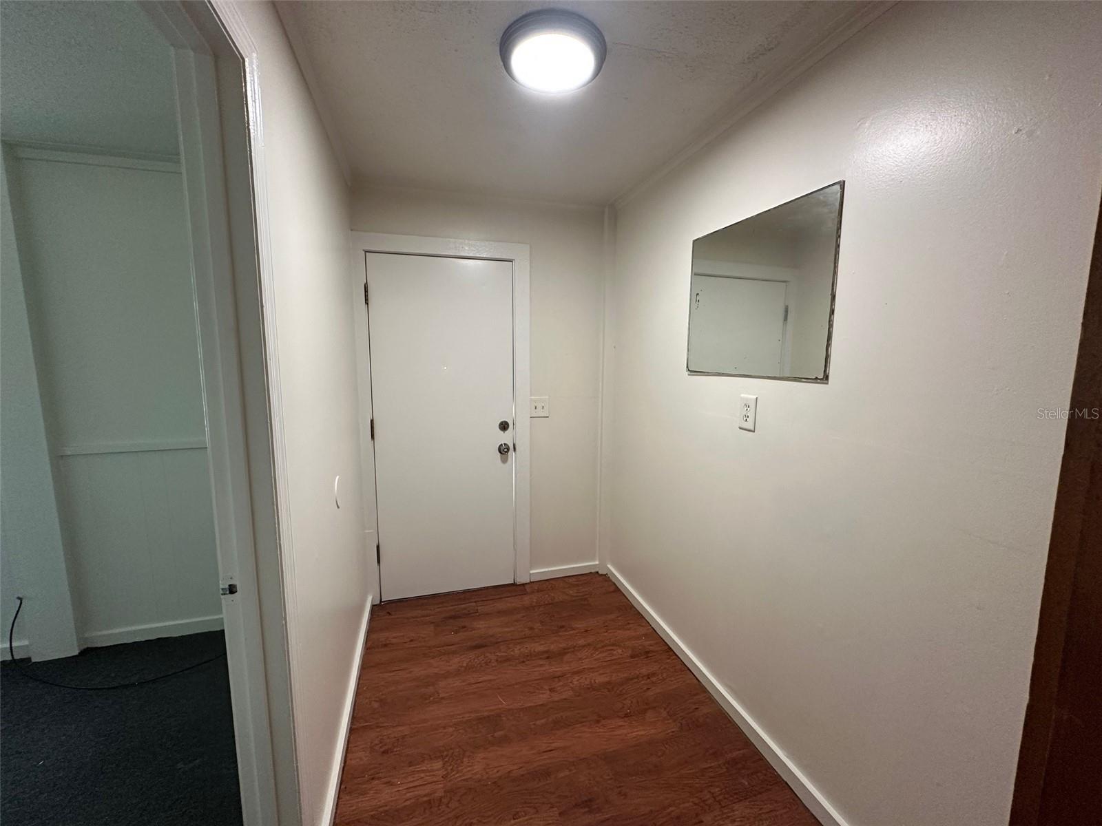 407 Poinsettia Road, FL