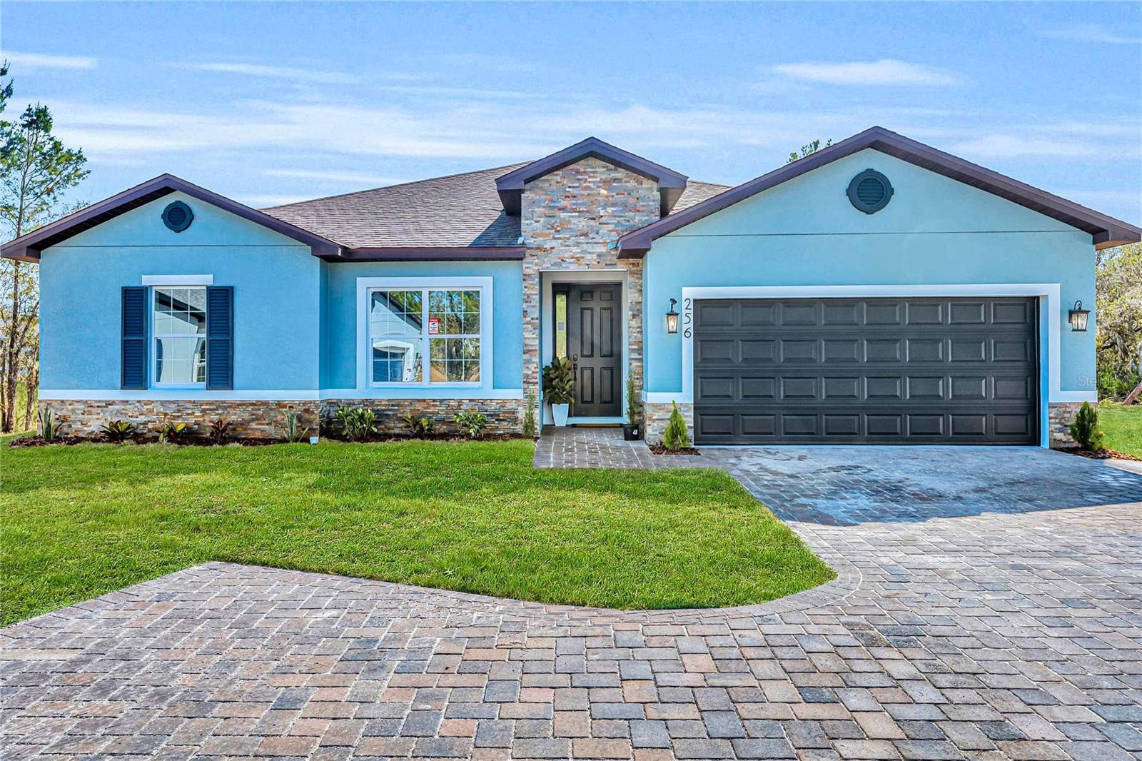 256 Hibiscus Ln, FL