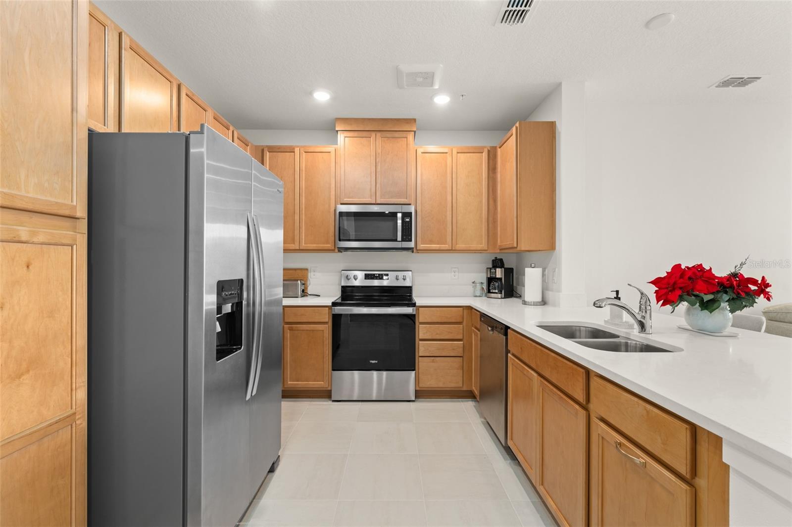 7521 Laureate Boulevard, FL