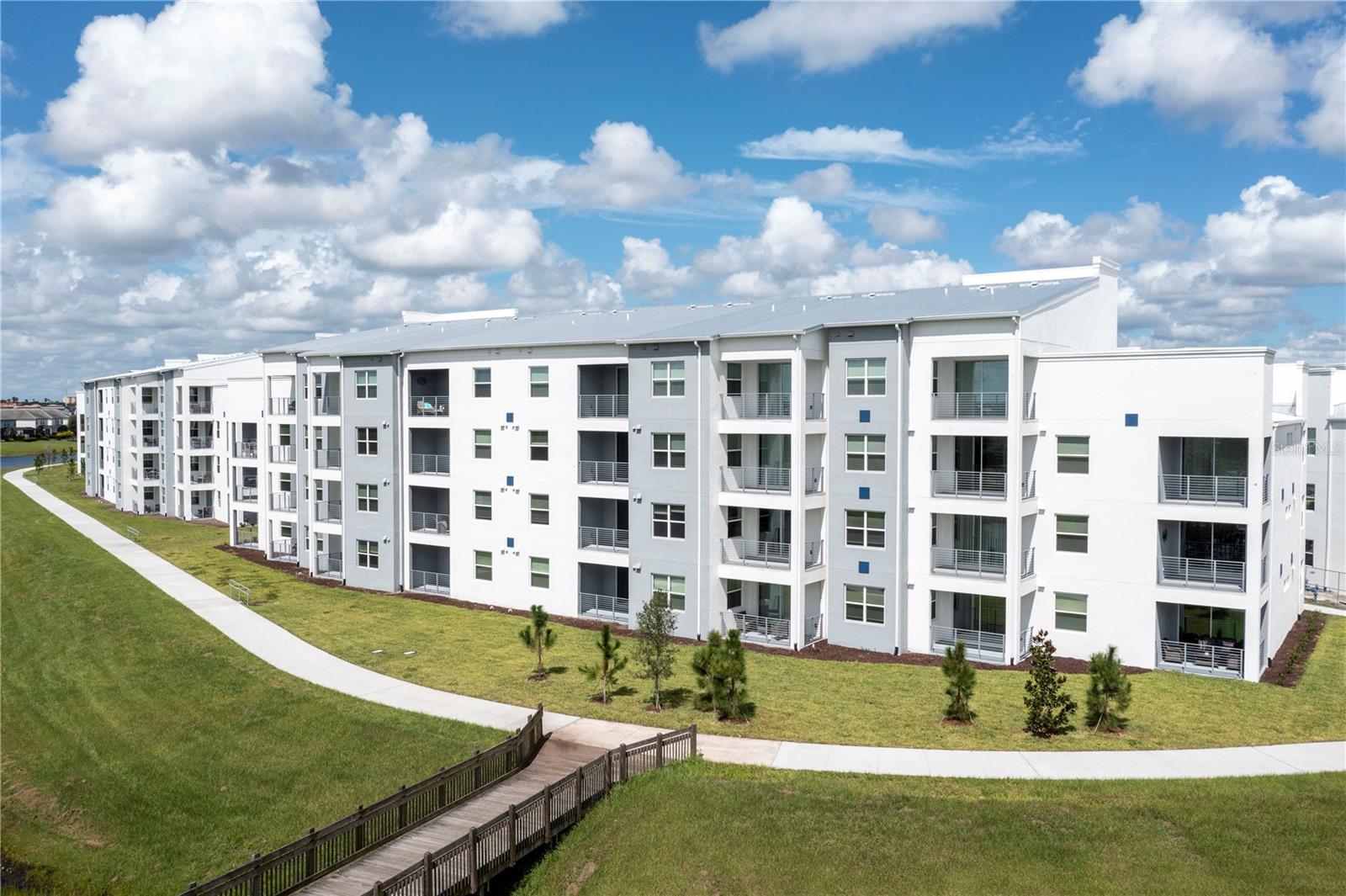 3161 Paradox Cir #403, FL